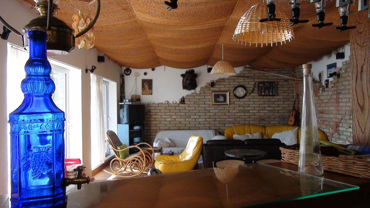 Resort Haus Toma Cesarica Exterior foto