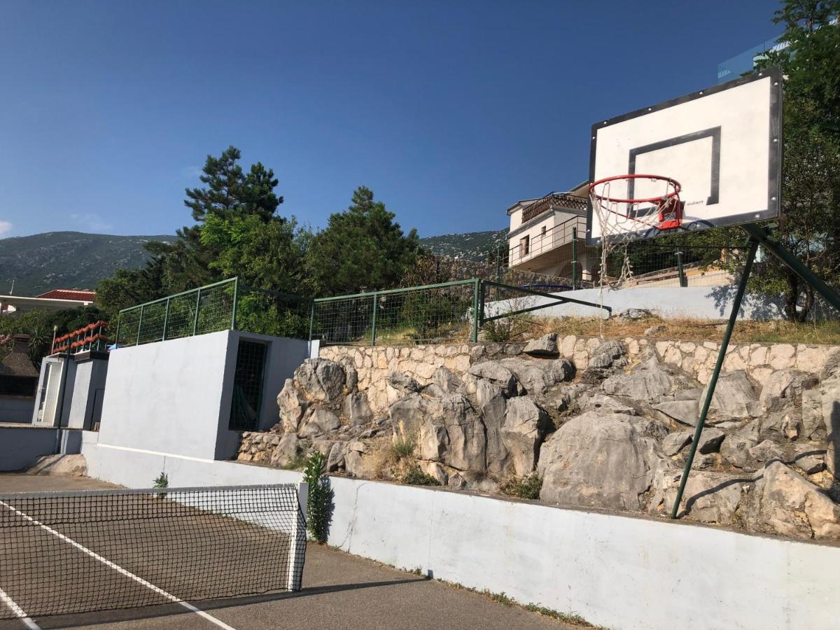 Resort Haus Toma Cesarica Exterior foto